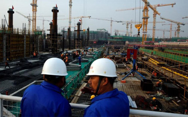 Kinh tế Trung Quốc giảm tốc nhẹ 
